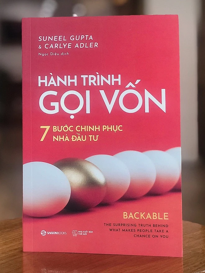 Cuốn sách 'Hành trình gọi vốn – 7 bước chinh phục nhà đầu tư'.