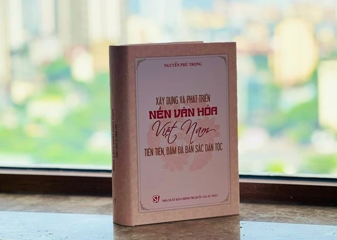 Cuốn sách được nhận định đã nâng tầm lý luận về xây dựng và phát triển nền văn hóa Việt Nam tiên tiến, đậm đà bản sắc dân tộc