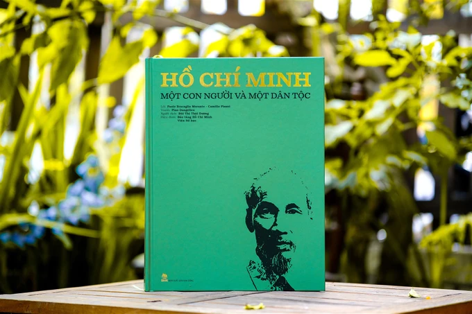 Ấn phẩm "Hồ Chí Minh - Một con người và một dân tộc" đến với độc giả Việt Nam sau 57 năm xuất bản tại Italy